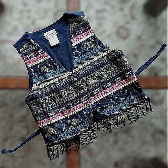 Vtg 90s black metallic embroidered fringe vest - Picture 4 of 9